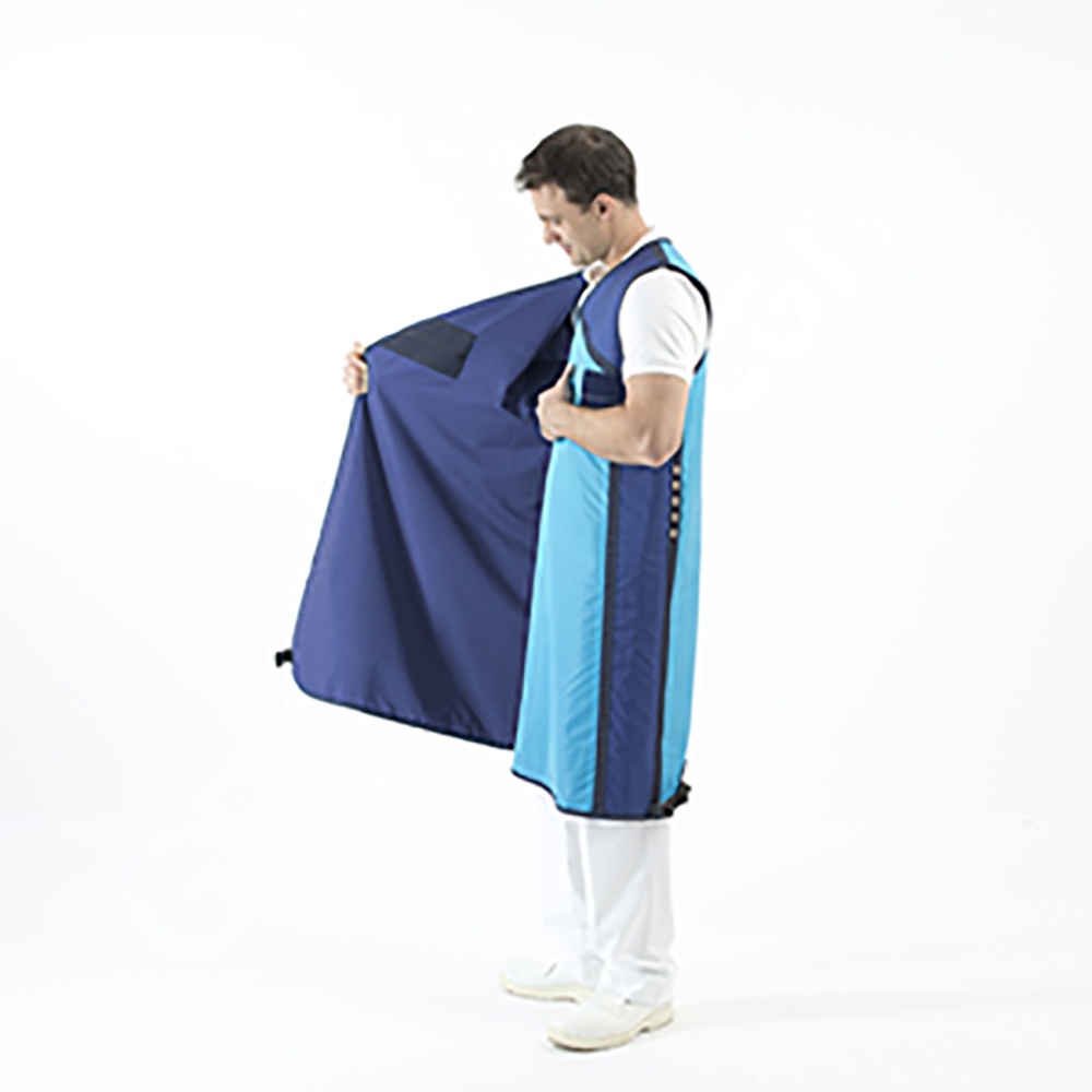 MAVIG gonna avvolgente, modello Synergy RA632, eq. di piombo 0,5-0,25 mm, taglia media, colore Ocean MAVIG gonna avvolgente, modello Synergy RA632, eq. di piombo 0,5-0,25 mm, taglia media, colore Ocean